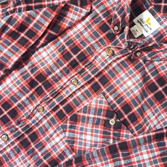 Field & Stream outdoor flannel in size MD - Picture 1 of 5